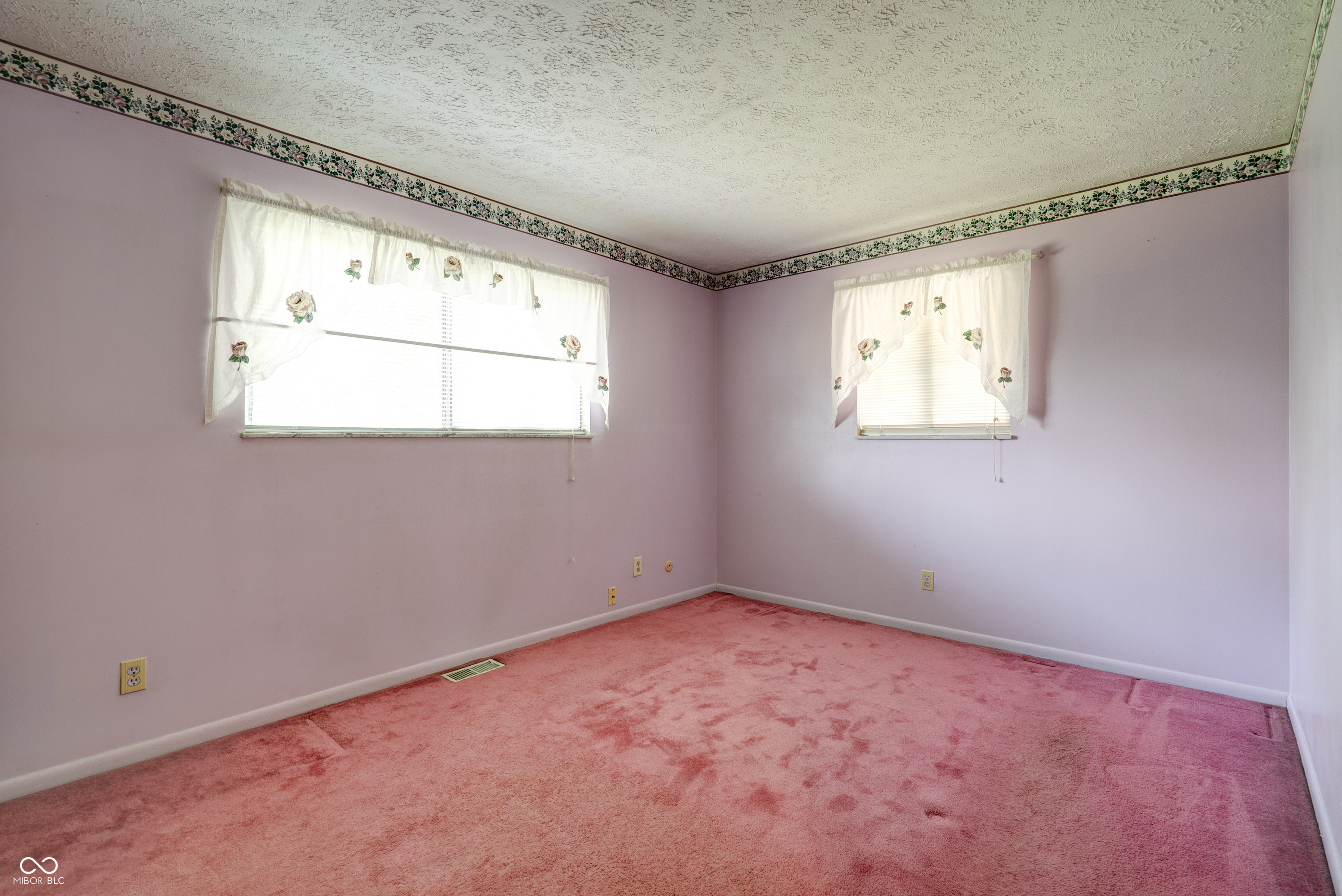 5425 Gambel Road Indianapolis, IN 46221 - Photo 17 of 25