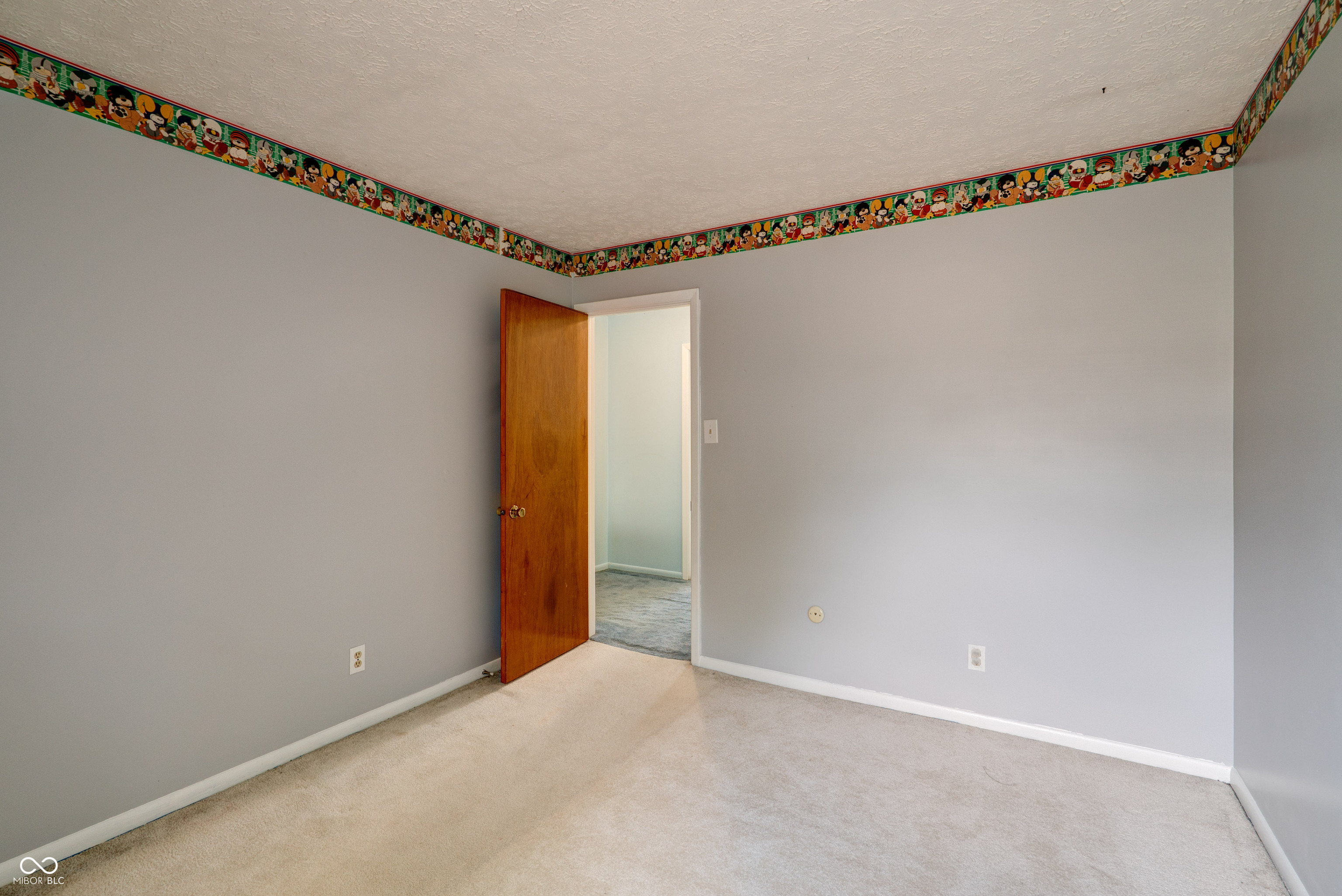 5425 Gambel Road Indianapolis, IN 46221 - Photo 22 of 25