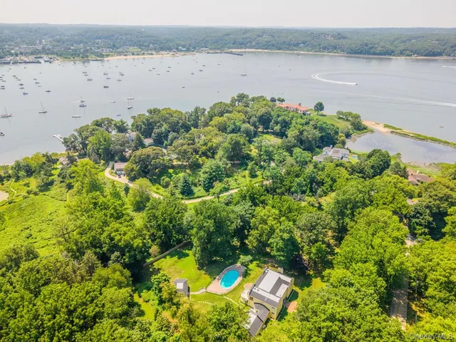 $2,350,000 | 530 South Centre Island Road, Oyster Bay, NY 11771