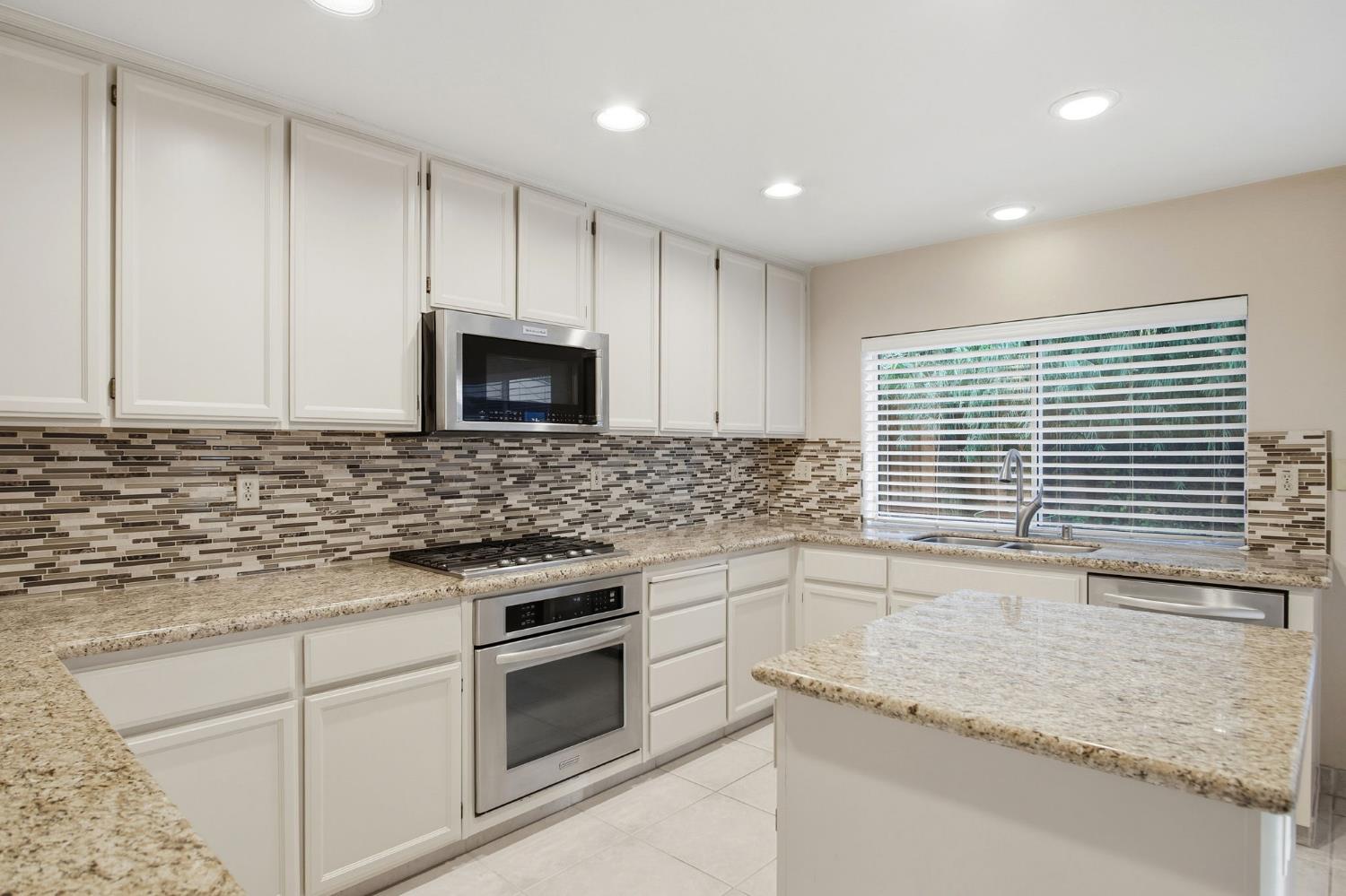 1466 Mansfield Street Tracy, CA 95376 - Photo 16 of 41