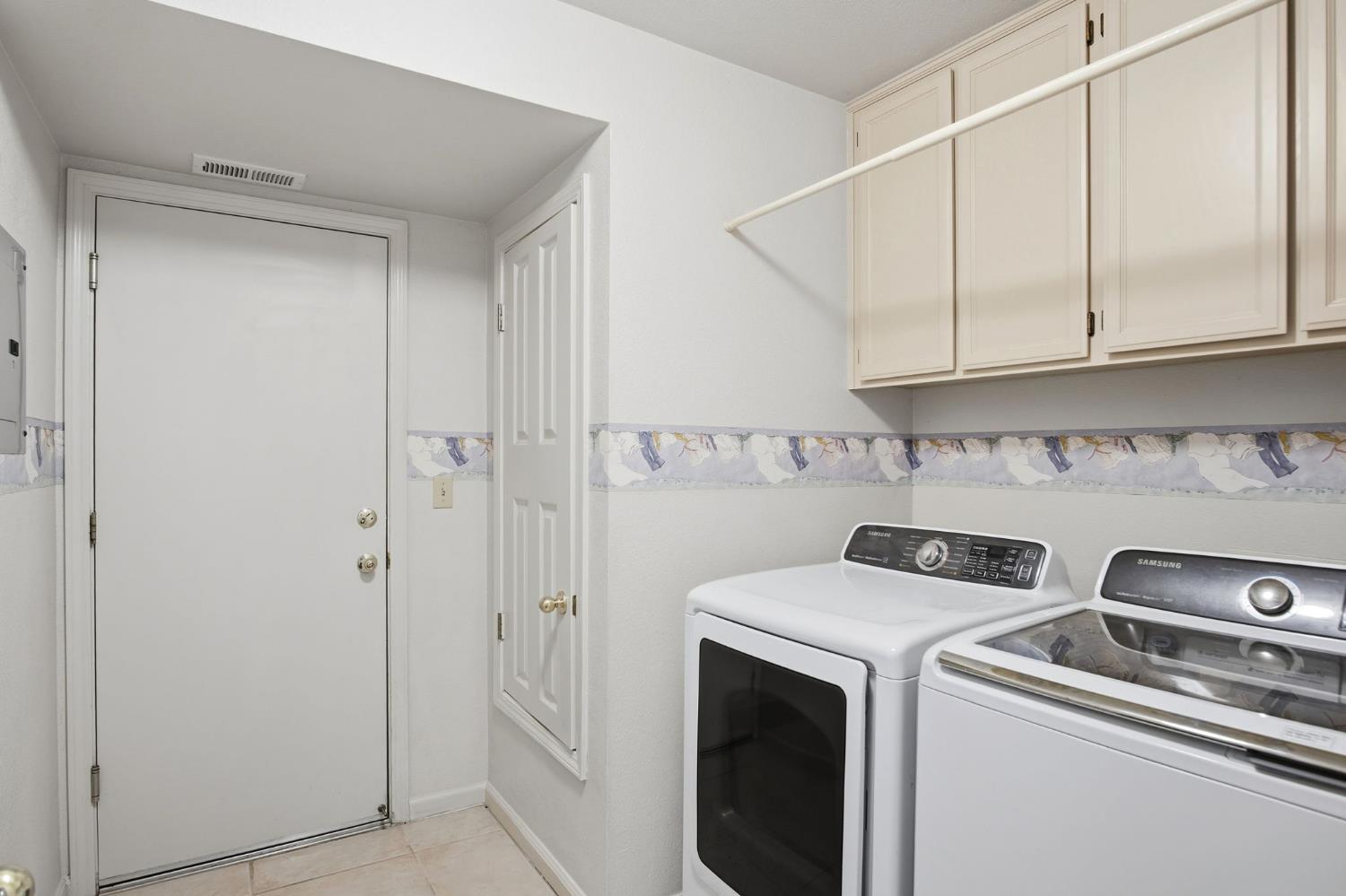 1466 Mansfield Street Tracy, CA 95376 - Photo 10 of 41