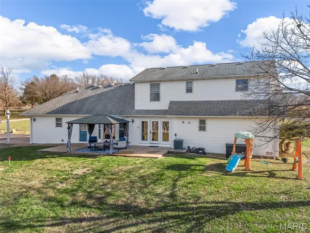 $445,000 | 1937 North Commercial Avenue, St. Clair, MO 63077