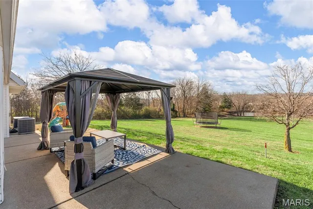 $445,000 | 1937 North Commercial Avenue, St. Clair, MO 63077