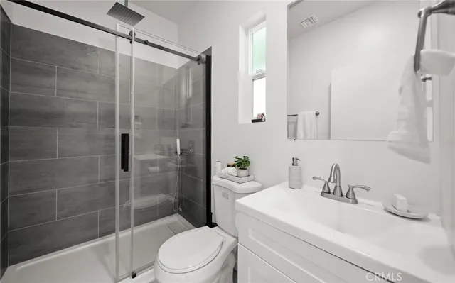 $34,950 | 7930 Vulcan Drive, Los Angeles, CA 90046