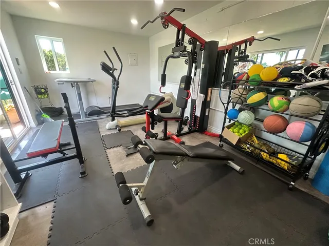 $34,950 | 7930 Vulcan Drive, Los Angeles, CA 90046