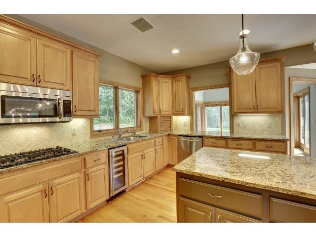 801 Ferndale Road North Wayzata, MN 55391 - Photo 9 of 18