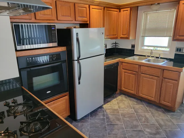 $219,900 | 6850 St James Street, Wauwatosa, WI 53213