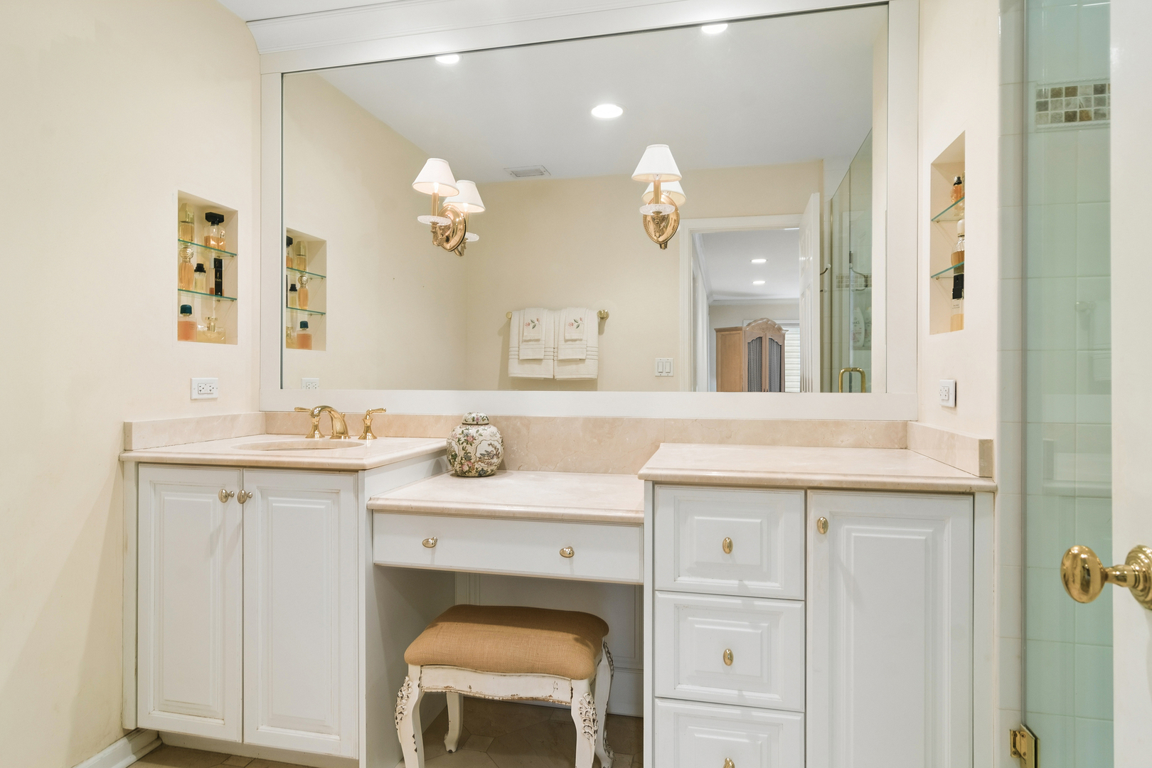 205 Rivershire Lane, Unit 414 Lincolnshire, IL 60069 - Photo 17 of 23