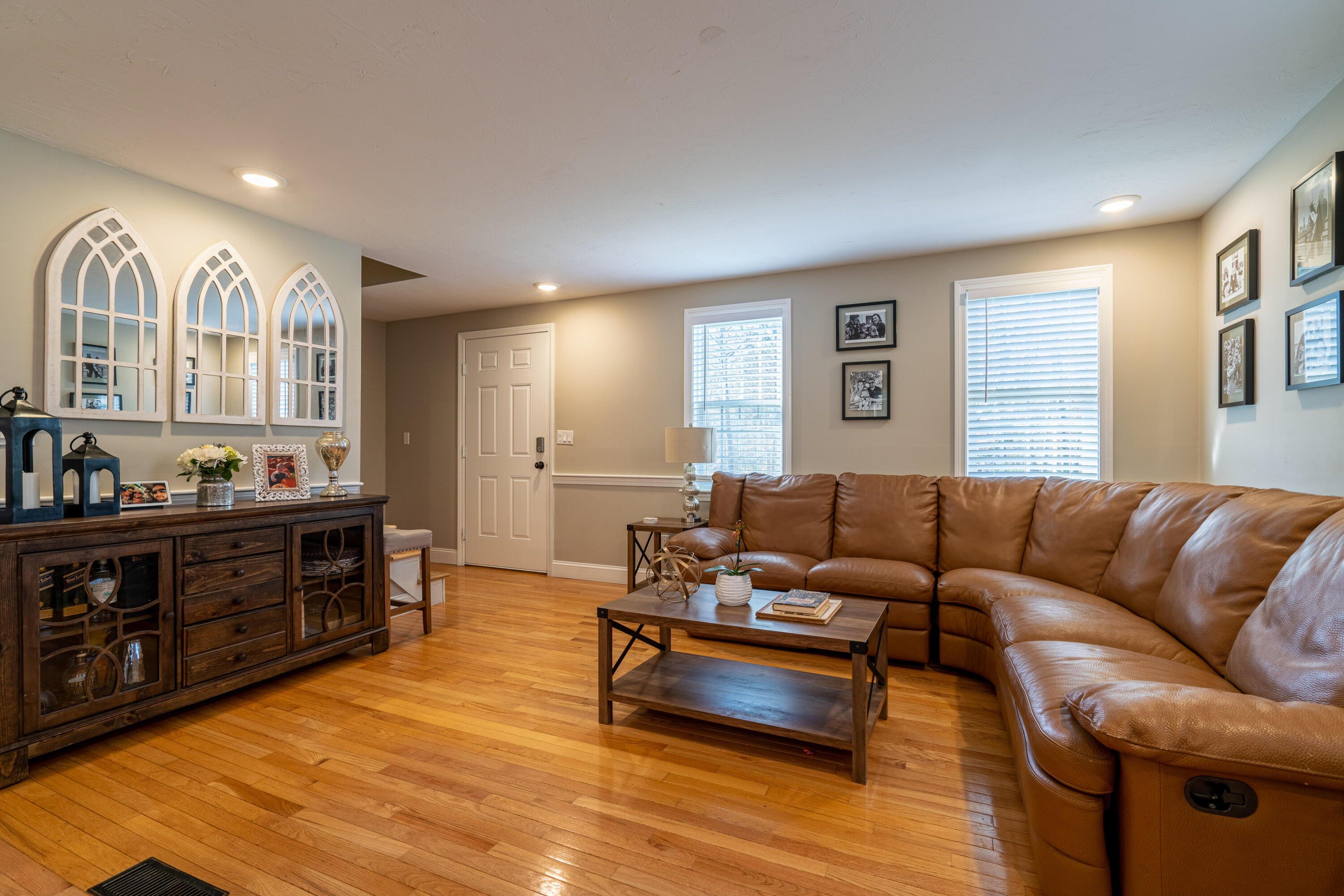 70 Triangle Circle Sandwich, MA 02563 - Photo 2 of 24 DSC03364-HDR