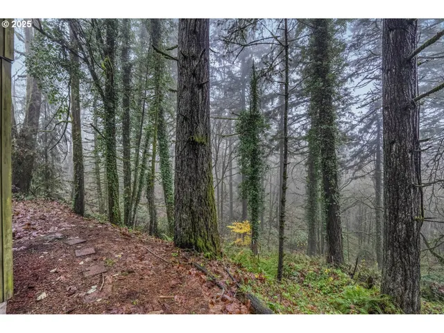 $1,500,000 | 3336 Northwest Skyline Boulevard, Portland, OR 97229