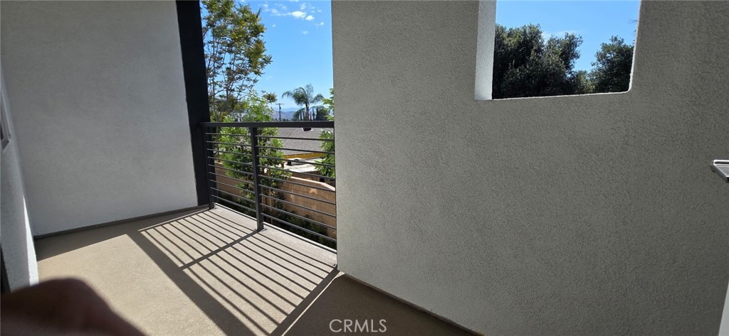9525 Hannah Way Riverside, CA 92503 - Photo 9 of 12