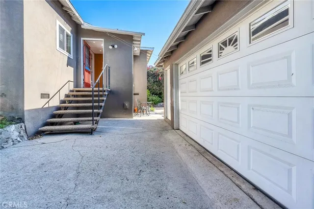 a view of an entryway