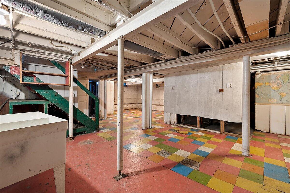 735 Renshaw Avenue Clawson, MI 48017 - Photo 35 of 39 35-735 Renshaw-35