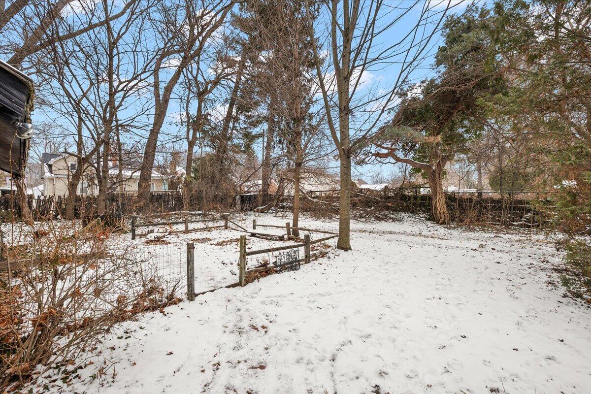 735 Renshaw Avenue Clawson, MI 48017 - Photo 7 of 39 07-735 Renshaw-7