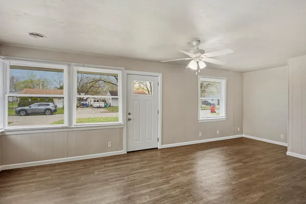 $129,900 | 1409 Joanne Lane, Champaign, IL 61821