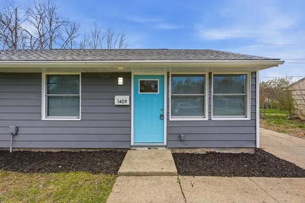 $129,900 | 1409 Joanne Lane, Champaign, IL 61821