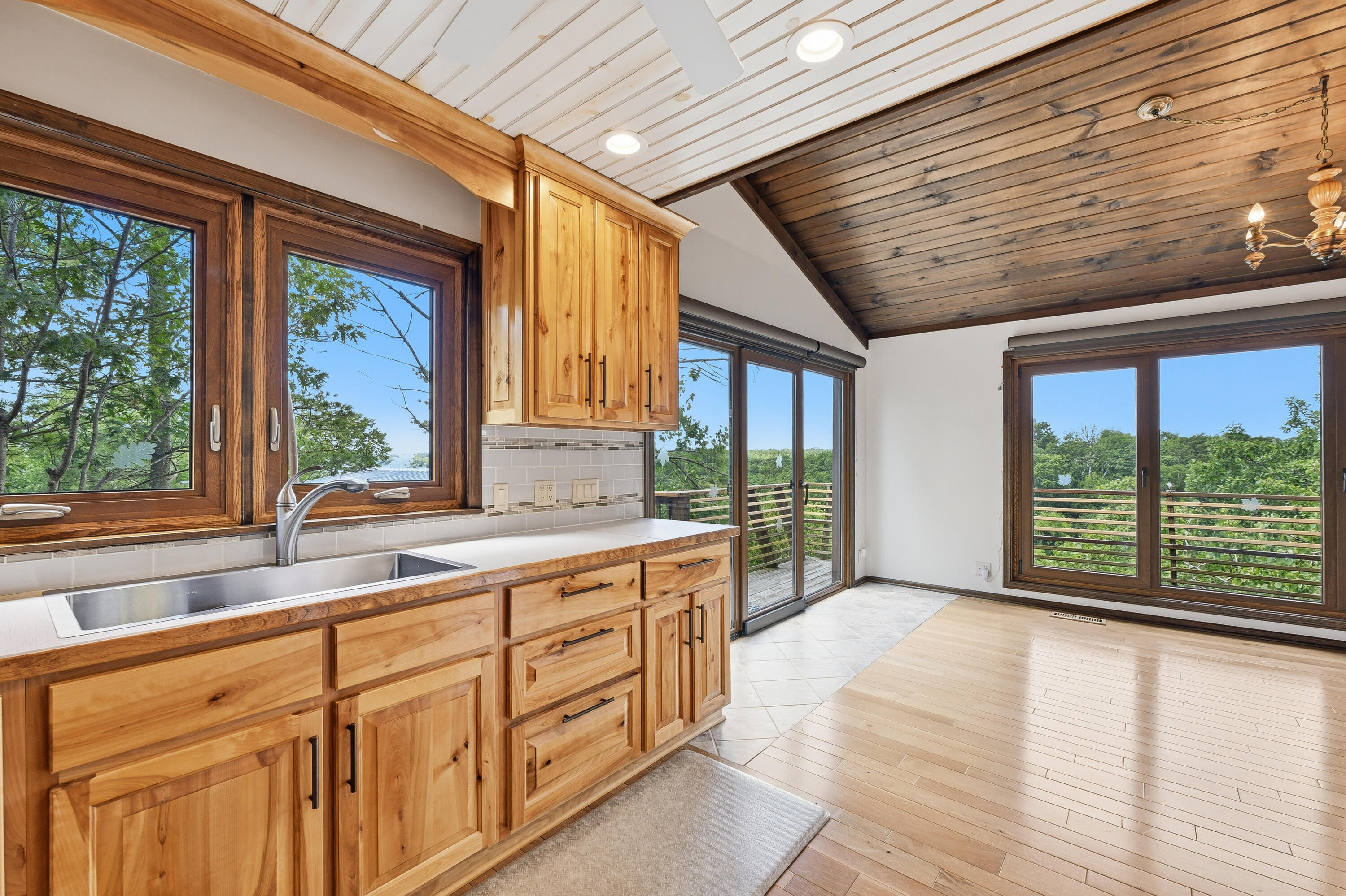 N7693 Ridge Road Whitewater, WI 53190 - Photo 11 of 42 DSC_0626