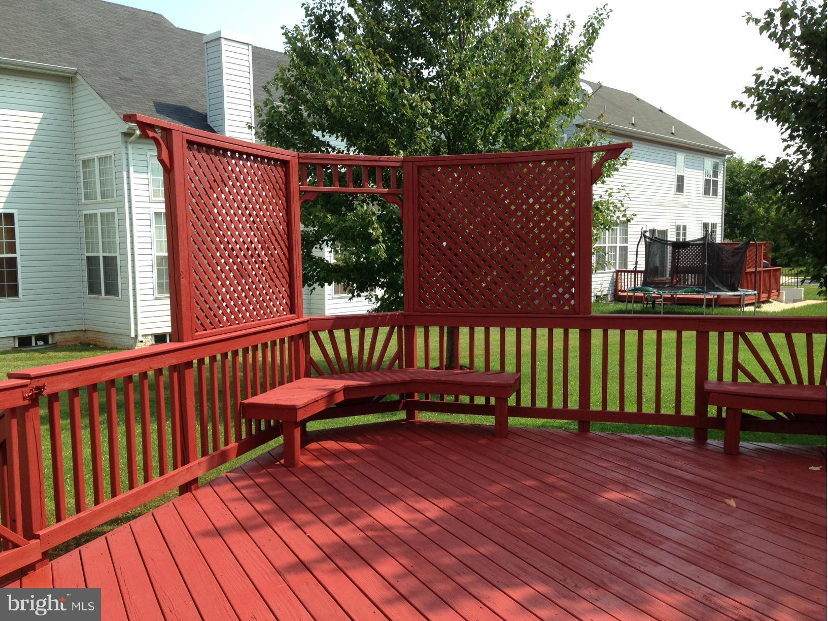 14013 Falconcrest Road Germantown, MD 20874 - Photo 23 of 26 Deck