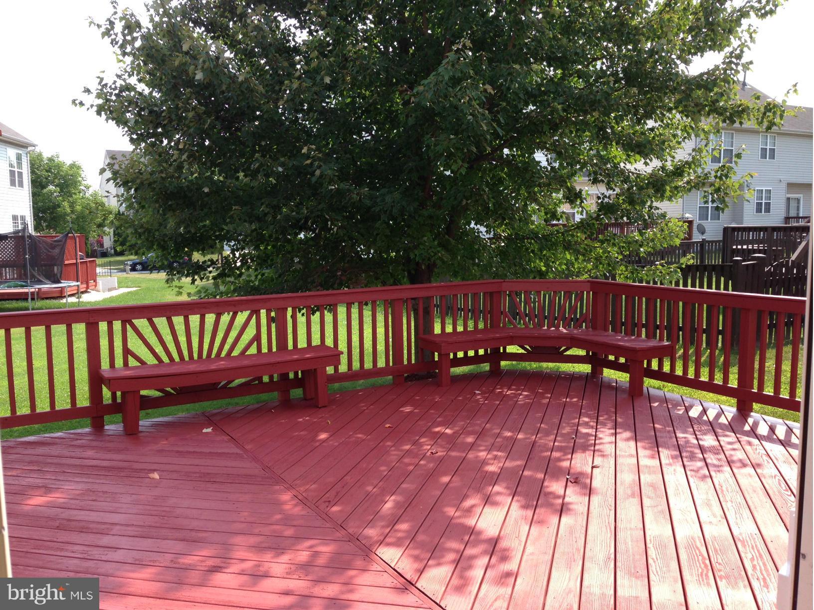 14013 Falconcrest Road Germantown, MD 20874 - Photo 24 of 26 Deck
