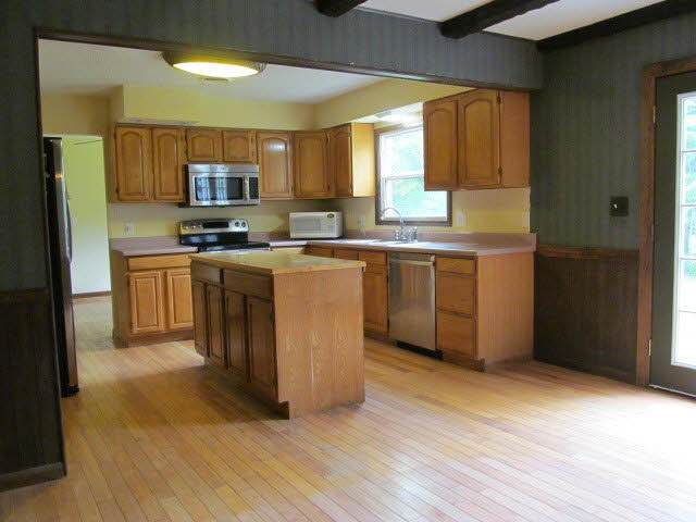 5311 Richview Road Mount Vernon, IL 62864 - Photo 8 of 34