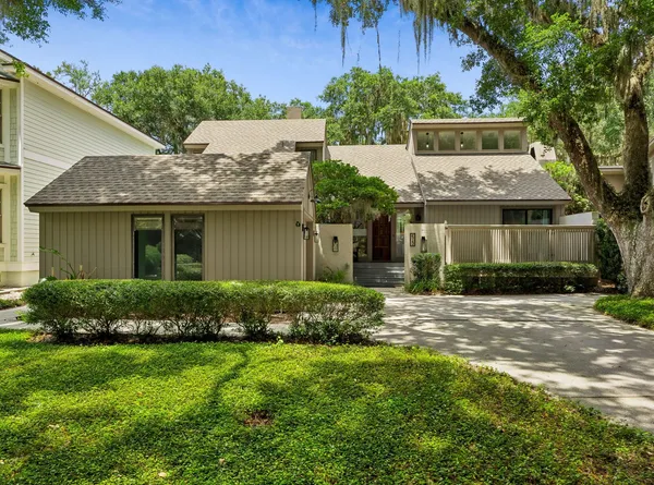 $1,100,000 | 55 Marsh Creek Road, Amelia Island, FL 32034
