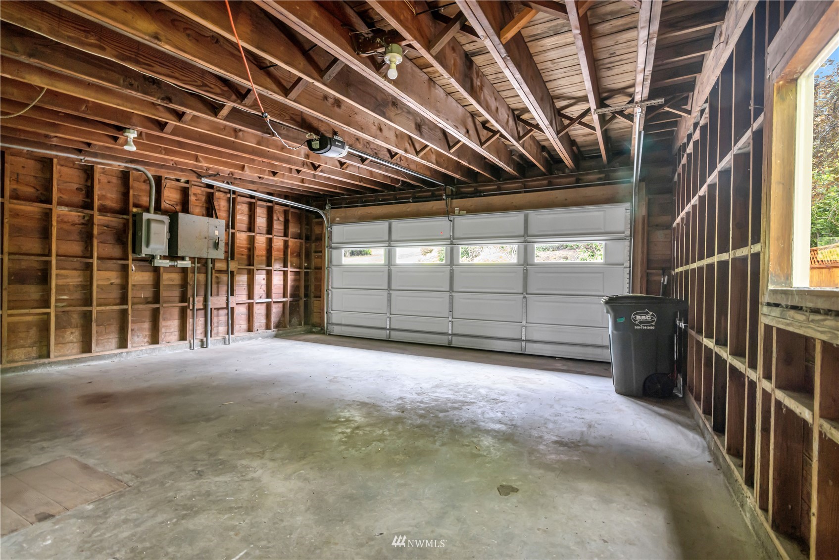 591 Pleasant Bay Road Bellingham, WA 98229 - Photo 25 of 40 a view of an empty room with windows