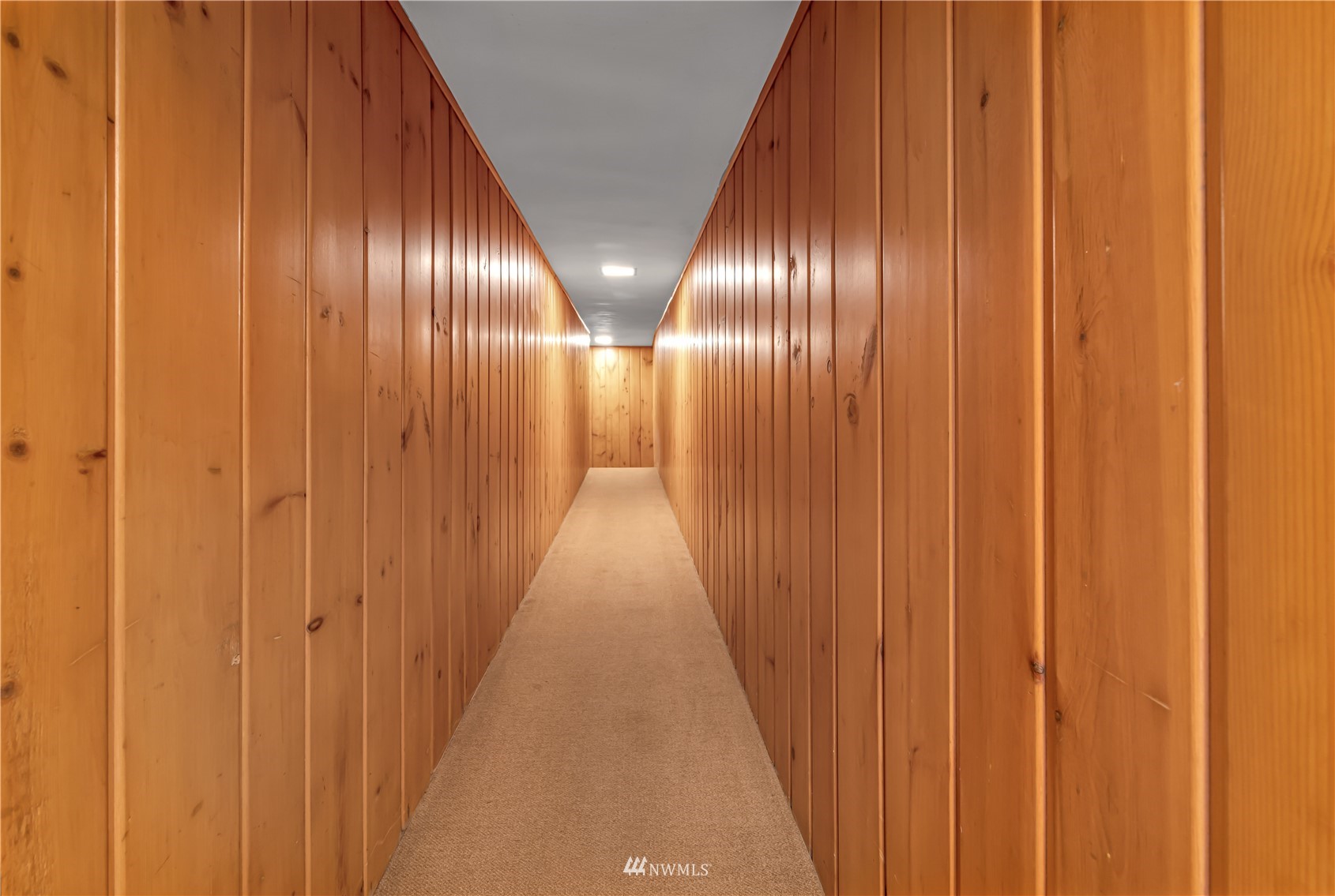 591 Pleasant Bay Road Bellingham, WA 98229 - Photo 26 of 40 a view of a hallway