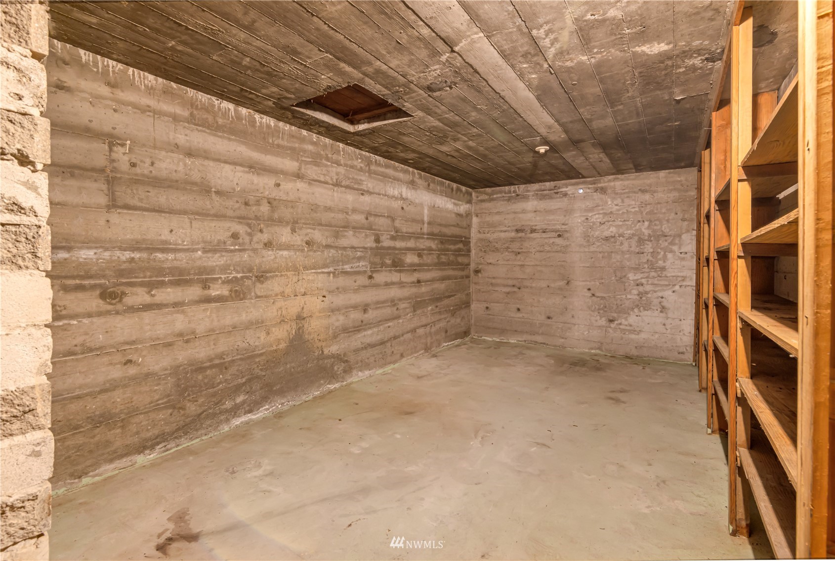 591 Pleasant Bay Road Bellingham, WA 98229 - Photo 27 of 40 a bathroom with a shower