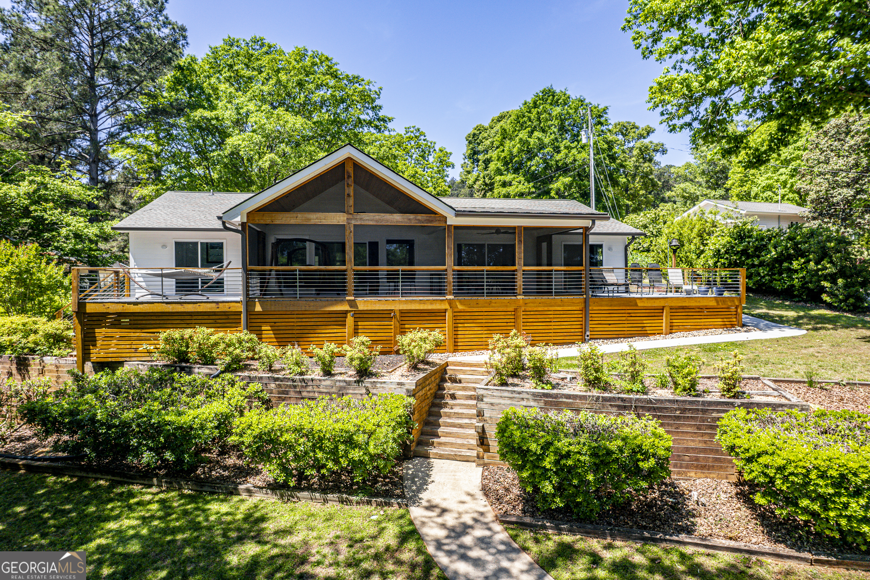 118 Hickory Point Buckhead, GA 30625 - Photo 2 of 69