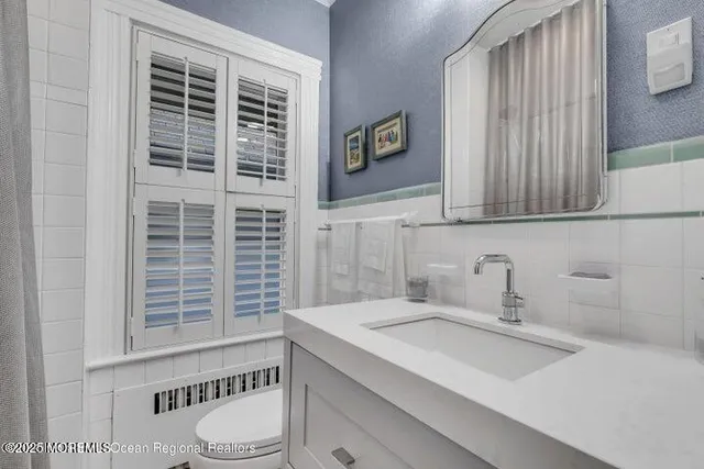 $3,900 | 15 Buena Vista Court, Allenhurst, NJ 07711