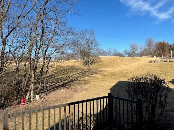 $199,900 | 10 Farmstead Drive, Galena, IL 61036