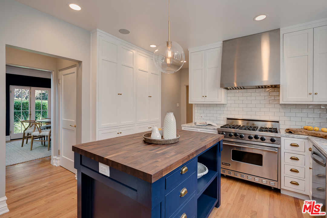 2529 North Commonwealth Avenue Los Angeles, CA 90027 - Photo 17 of 45