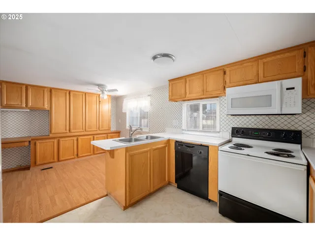 $73,900 | 4730 Auburn Road Northeast, Unit 158, Salem, OR 97301