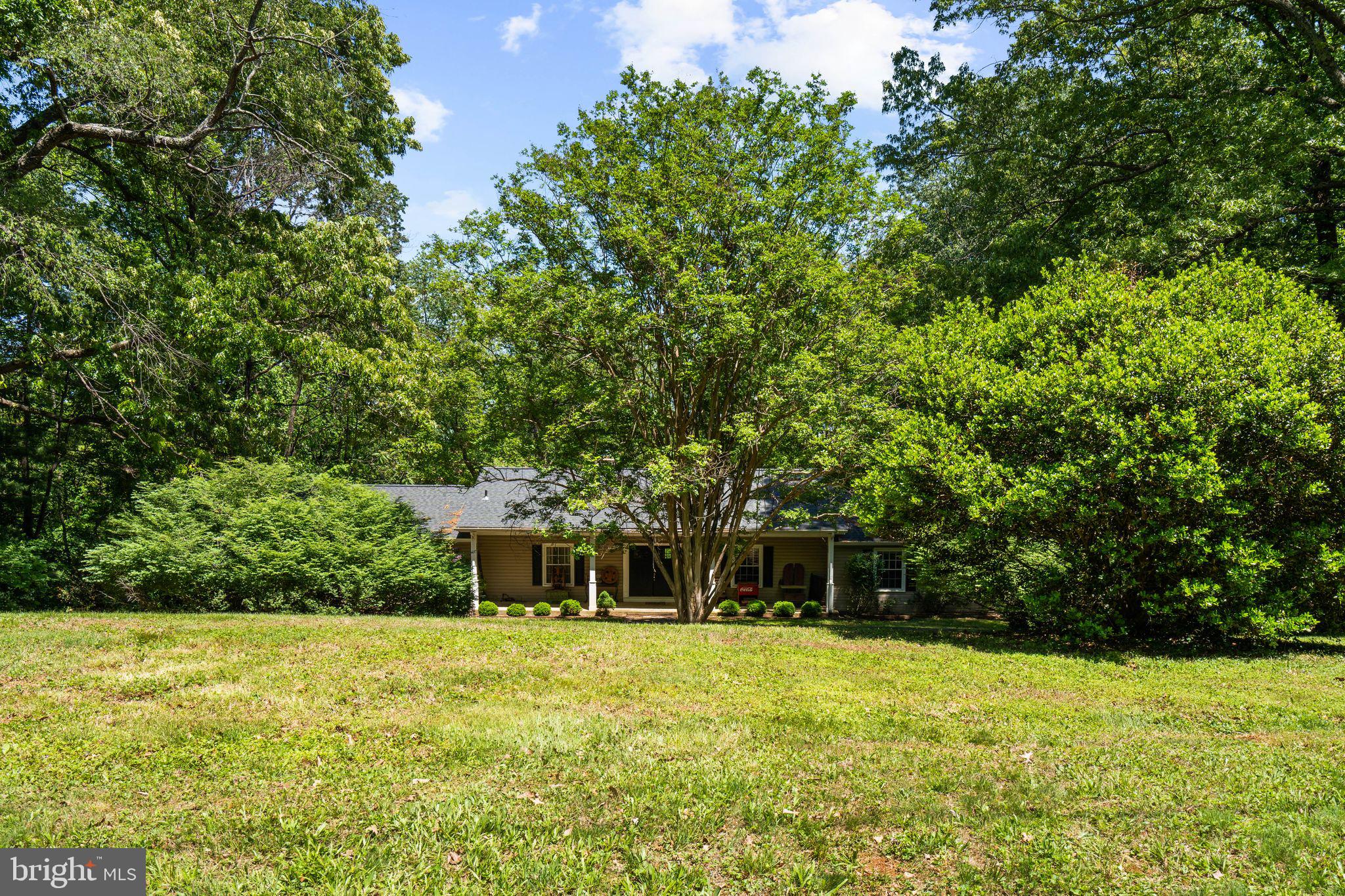 7281 Forrest Road Warrenton, VA 20187 - Photo 3 of 78 Gallery Image 3