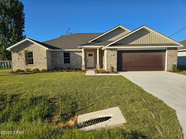 $339,900 | 863 East 12th Street, Lynn Haven, FL 32444
