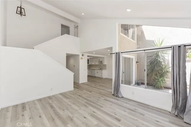 $3,900 | 143 Stanford Court, Unit 36, Irvine, CA 92612