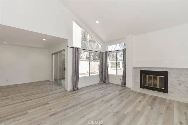 $3,900 | 143 Stanford Court, Unit 36, Irvine, CA 92612