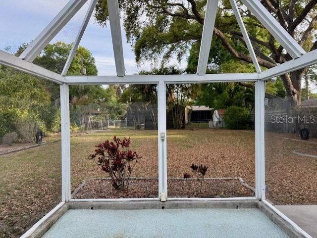 2233 Alice Road Sarasota, FL 34231 - Photo 26 of 30