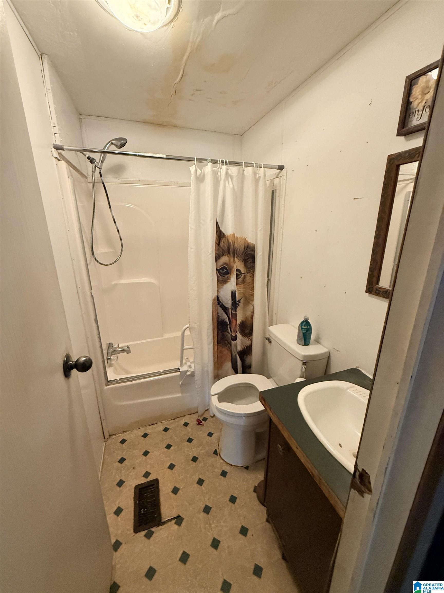 3492 Strickland Road Pinson, AL 35126 - Photo 6 of 13 Gallery Image 6