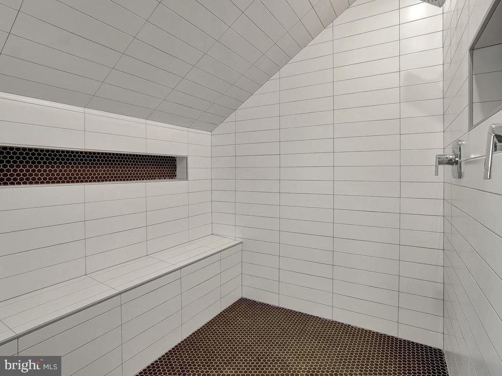 6354 South Clifton Road Frederick, MD 21703 - Photo 29 of 50 Huge Walk-In Shower in Owners Suite