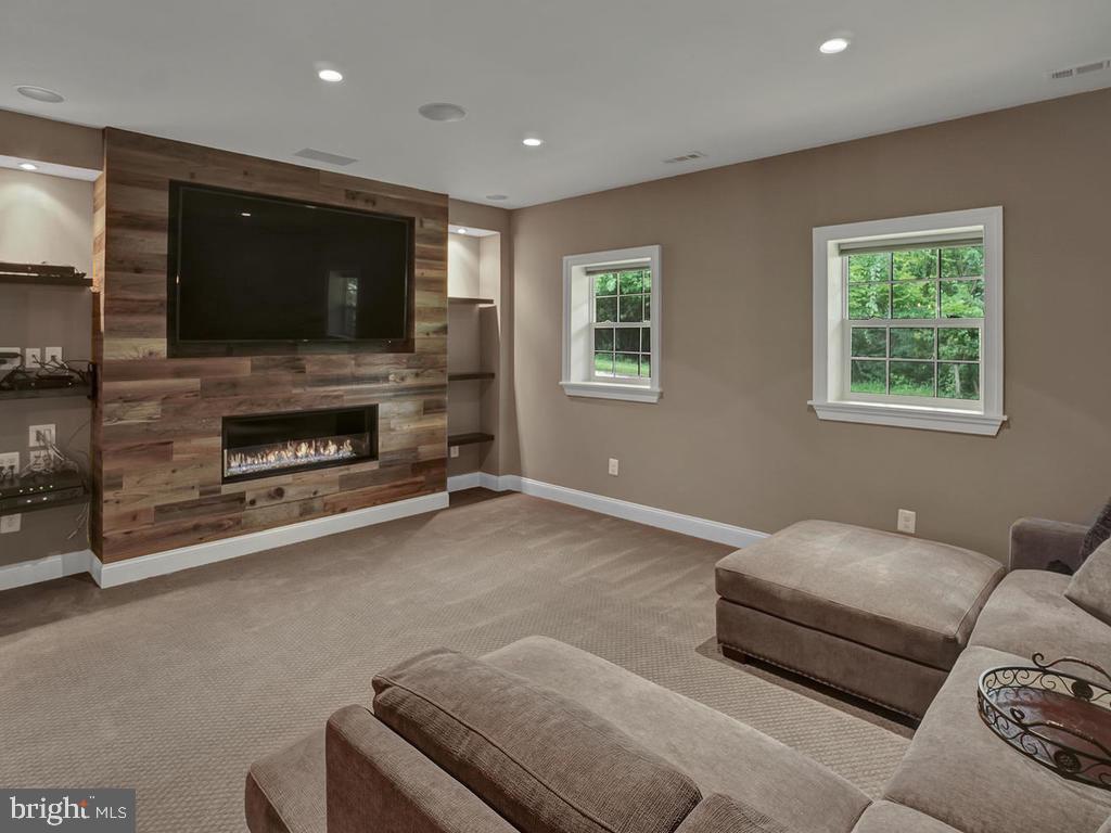 6354 South Clifton Road Frederick, MD 21703 - Photo 42 of 50 Entertaining Area w/ Linear Gas Fireplace