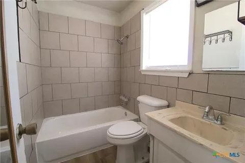 $158,000 | 802 East Irvin Avenue, Temple, TX 76501
