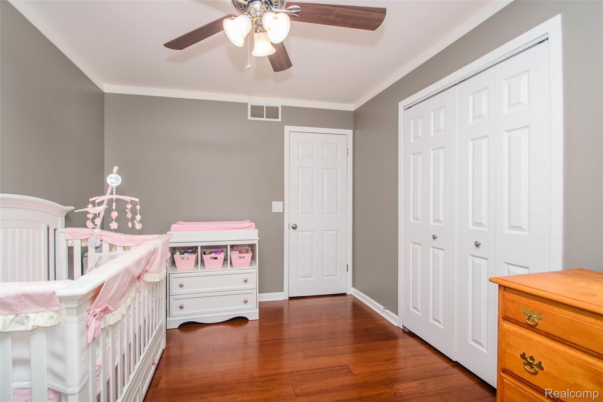 5882 Wedgewood Road Canton, MI 48187 - Photo 13 of 23 024_10.jpg
