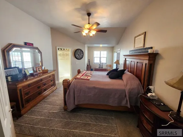 $715,000 | 1044 North 1000 East, Shelley, ID 83274