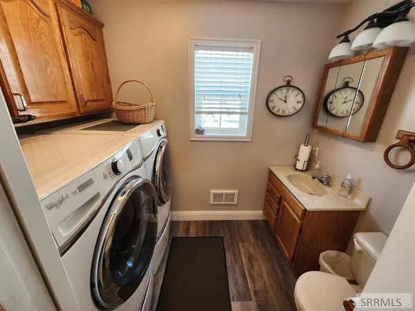 $715,000 | 1044 North 1000 East, Shelley, ID 83274