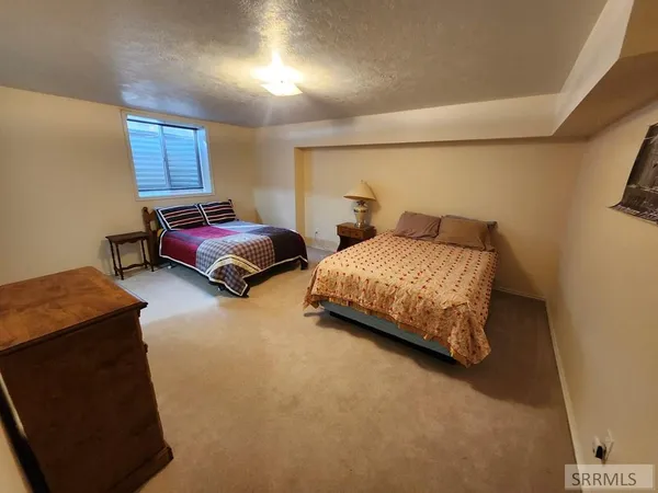 $715,000 | 1044 North 1000 East, Shelley, ID 83274