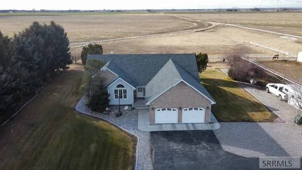 $715,000 | 1044 North 1000 East, Shelley, ID 83274