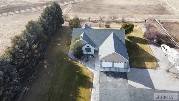 $715,000 | 1044 North 1000 East, Shelley, ID 83274