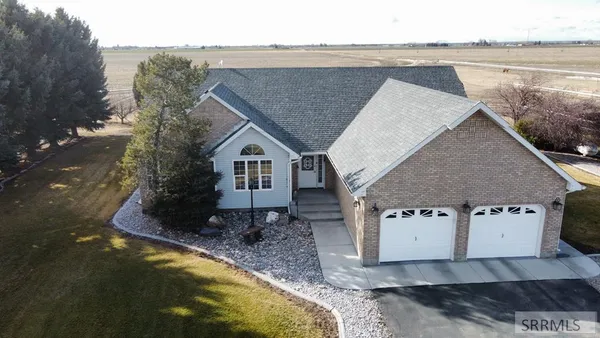 $715,000 | 1044 North 1000 East, Shelley, ID 83274