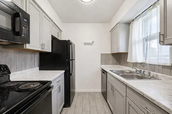 $299,000 | 200 Monterrey Street, Unit A & B, Elgin, TX 78621